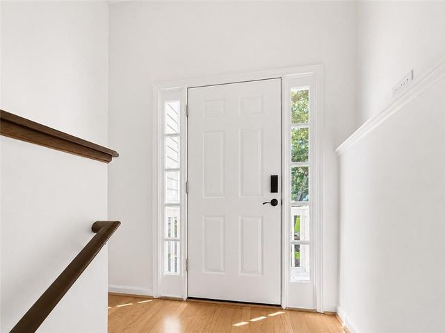 3935 sidney lanier Boulevard, Duluth, GA 30096