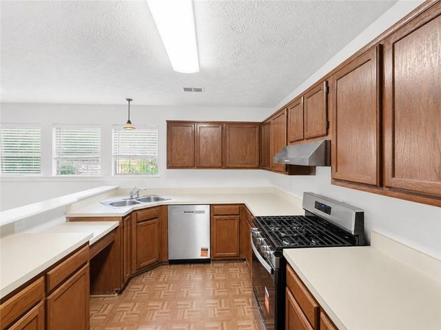 3935 sidney lanier Boulevard, Duluth, GA 30096