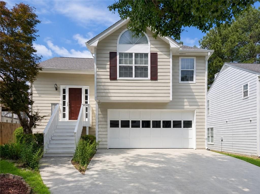 3935 sidney lanier Boulevard, Duluth, GA 30096