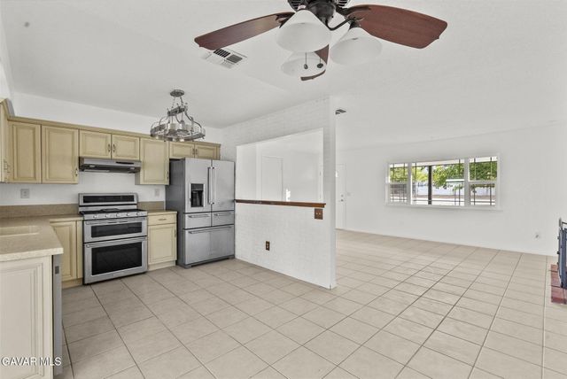 10115 E Avenue S10, Littlerock, CA 93543