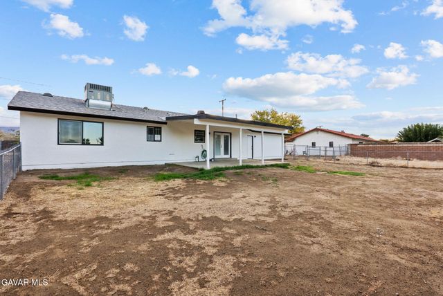 10115 E Avenue S10, Littlerock, CA 93543