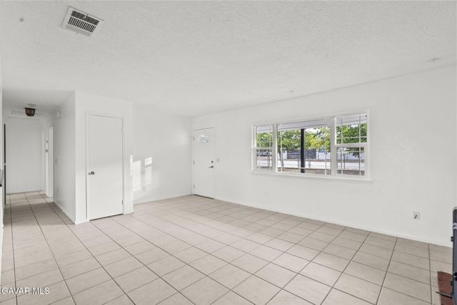 10115 E Avenue S10, Littlerock, CA 93543