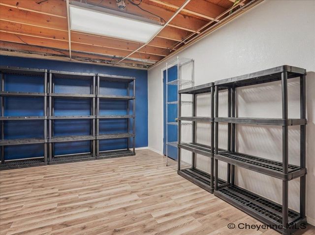 2524 PLAIN VIEW RD, Cheyenne, WY 82009