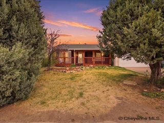 2524 PLAIN VIEW RD, Cheyenne, WY 82009