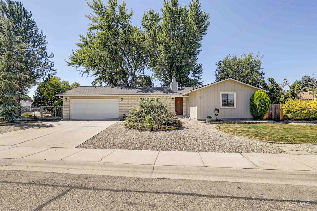 5771 N Millstream Way, Boise, ID 83714