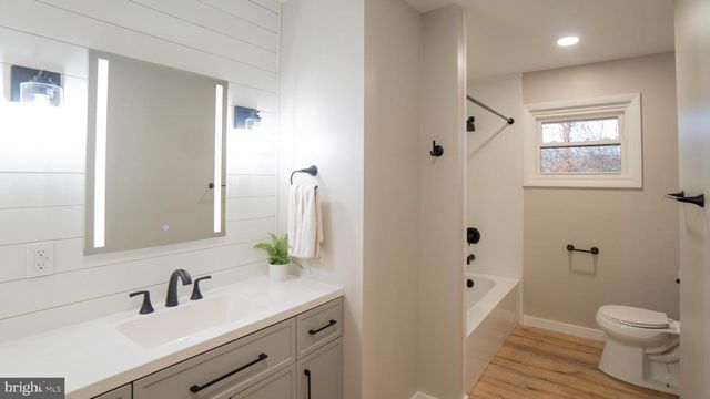 3420 BELAIR RD, Harrisburg, PA 17109