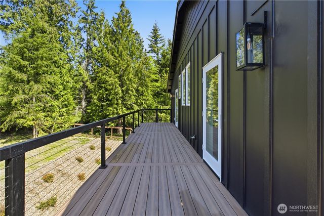 23420 253rd Avenue SE, Maple Valley, WA 98038