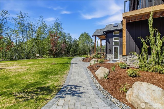 23420 253rd Avenue SE, Maple Valley, WA 98038