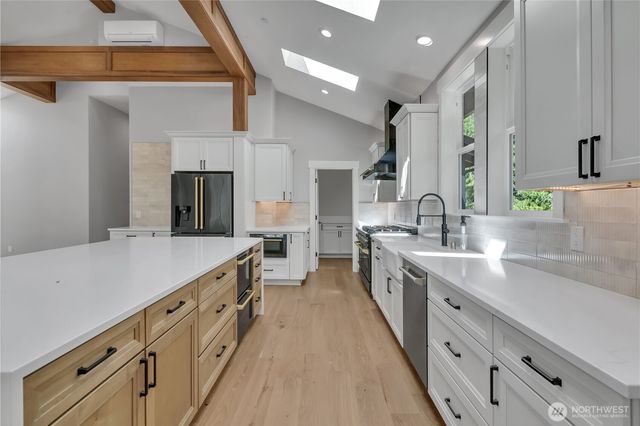 23420 253rd Avenue SE, Maple Valley, WA 98038