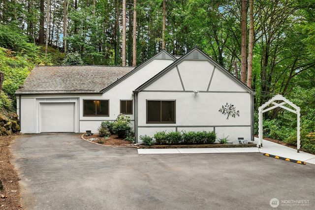 22651 SE 56th Street, Issaquah, WA 98029
