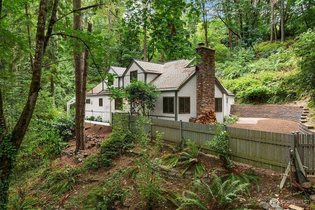 22651 SE 56th Street, Issaquah, WA 98029