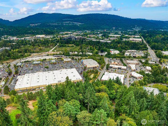 22651 SE 56th Street, Issaquah, WA 98029