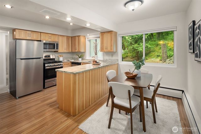 22651 SE 56th Street, Issaquah, WA 98029