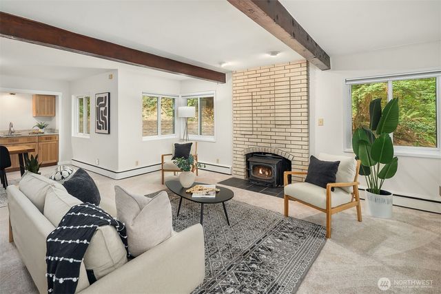 22651 SE 56th Street, Issaquah, WA 98029