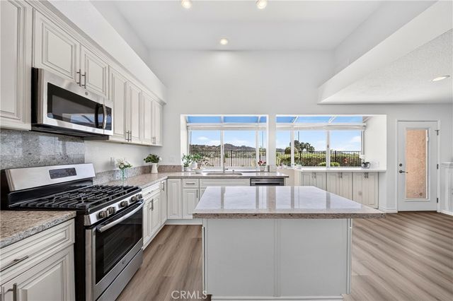 16140 Ridgeview, La Mirada, CA 90638