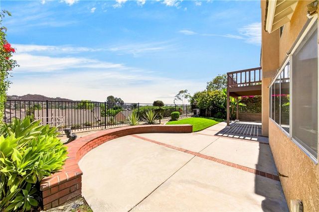 16140 Ridgeview, La Mirada, CA 90638