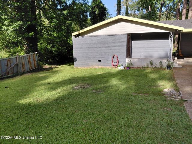 2354 Belvedere Drive, Jackson, MS 39204