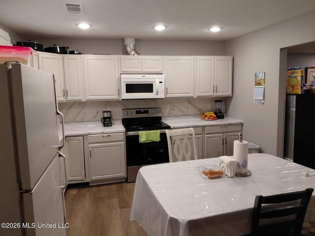 2354 Belvedere Drive, Jackson, MS 39204