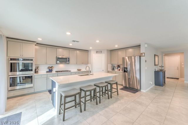 6833 Baylor Creek Street, North Las Vegas, NV 89086