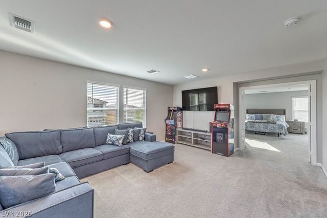 6833 Baylor Creek Street, North Las Vegas, NV 89086