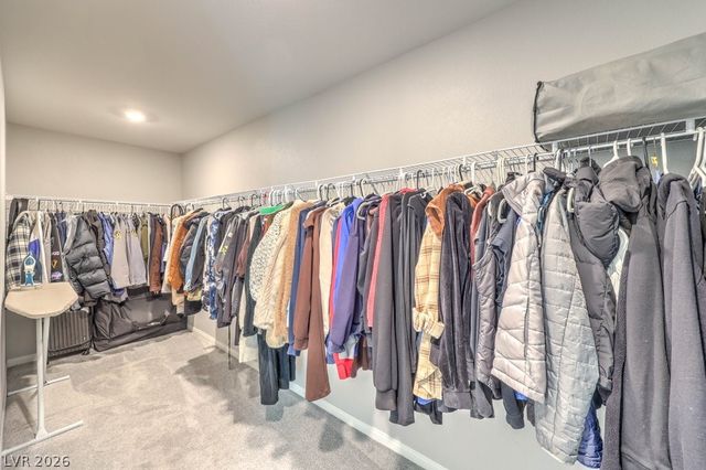 6833 Baylor Creek Street, North Las Vegas, NV 89086