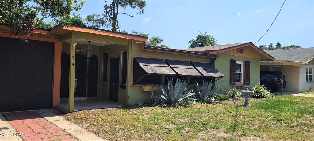 315 Golf Boulevard, Daytona Beach, FL 32118