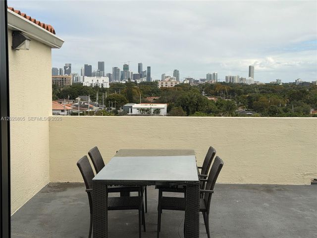 1801 SW 32nd Ave 205, Miami, FL 33145