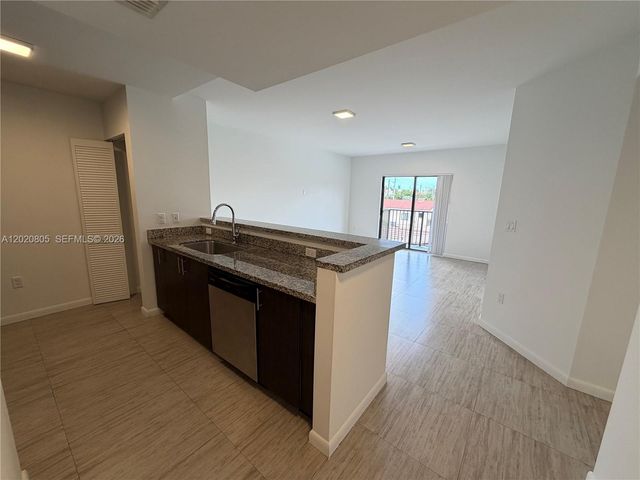 1801 SW 32nd Ave 205, Miami, FL 33145