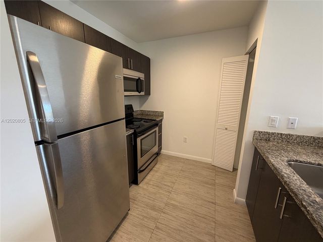 1801 SW 32nd Ave 205, Miami, FL 33145