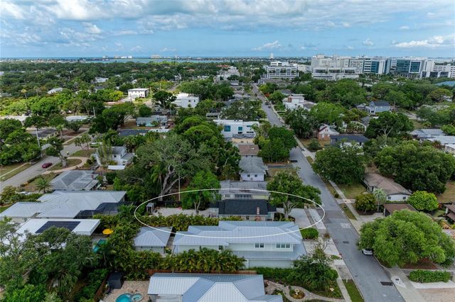 2250 HILLVIEW STREET, Sarasota, FL 34239