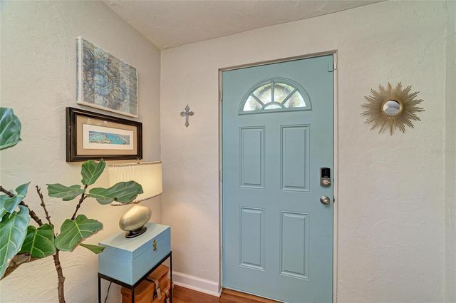 2250 HILLVIEW STREET, Sarasota, FL 34239
