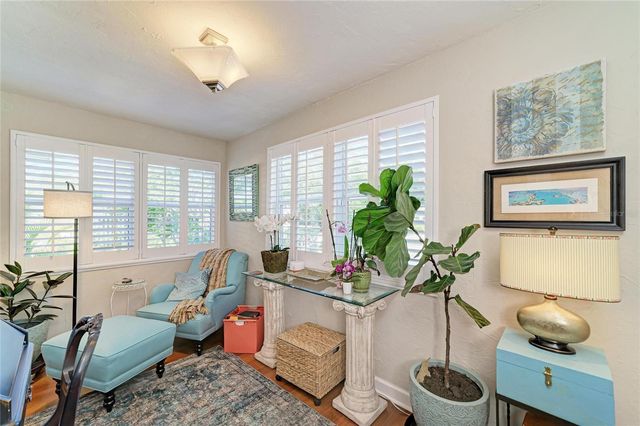 2250 HILLVIEW STREET, Sarasota, FL 34239