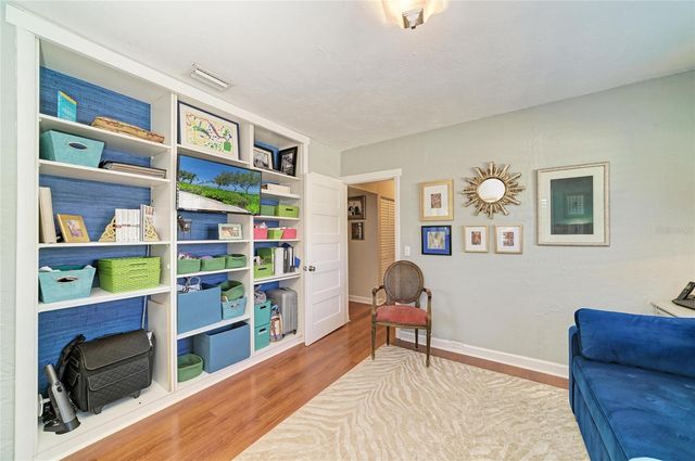 2250 HILLVIEW STREET, Sarasota, FL 34239