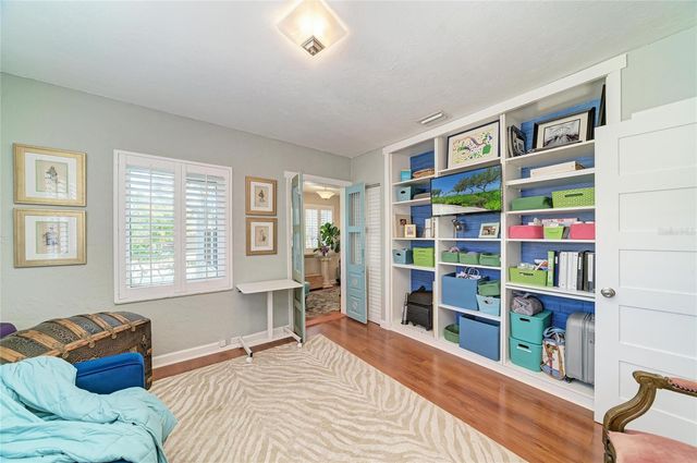 2250 HILLVIEW STREET, Sarasota, FL 34239