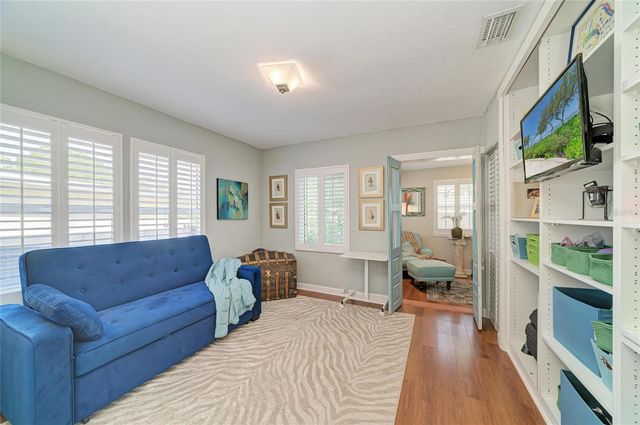 2250 HILLVIEW STREET, Sarasota, FL 34239