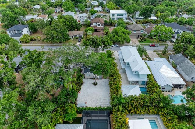2250 HILLVIEW STREET, Sarasota, FL 34239