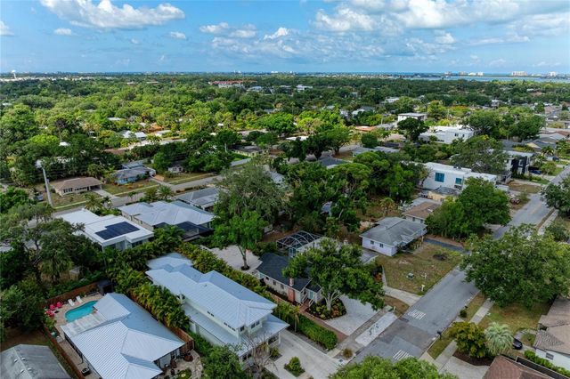 2250 HILLVIEW STREET, Sarasota, FL 34239