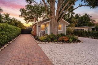 2250 HILLVIEW STREET, Sarasota, FL 34239