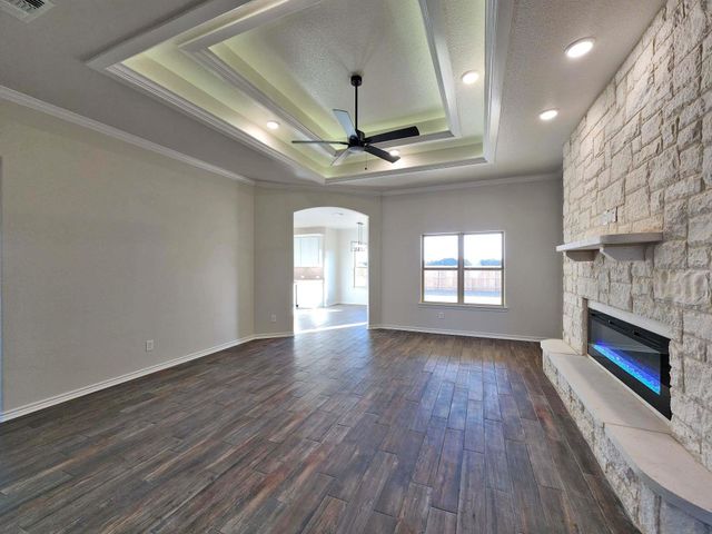 613 Eagle Crest DR, Salado, TX 76571