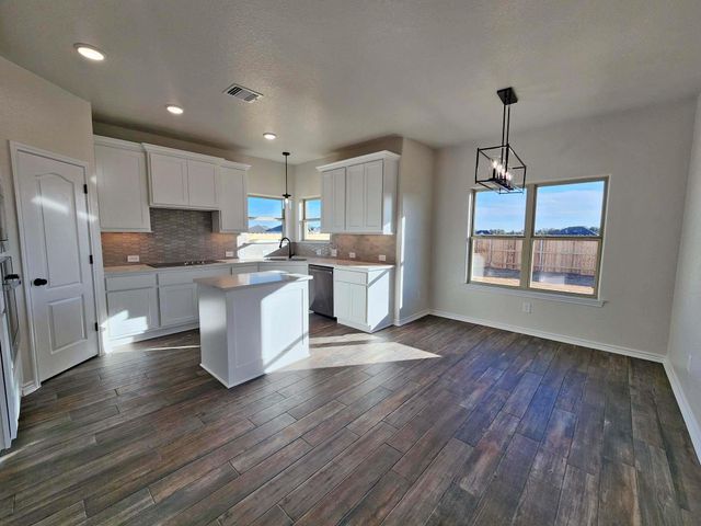 613 Eagle Crest DR, Salado, TX 76571