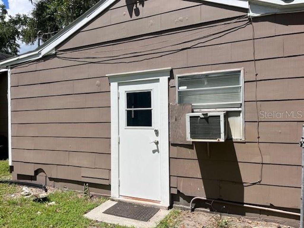 200 W PRINCETON STREET, Orlando, FL 32804
