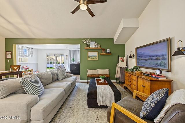 1320 E Piute Avenue, Phoenix, AZ 85024
