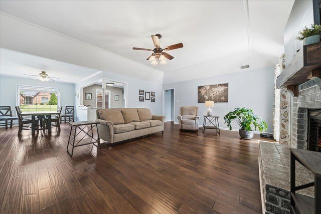 7761 GREY SQUIRREL CV, Memphis, TN 38018