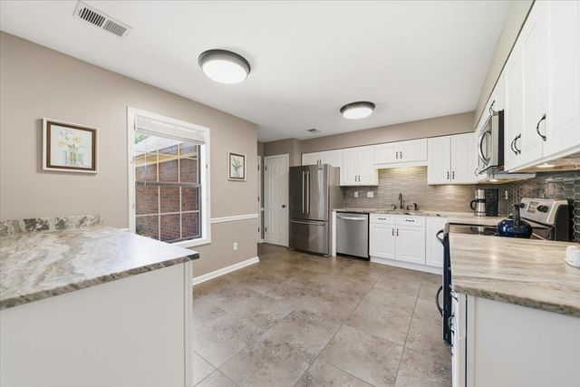 7761 GREY SQUIRREL CV, Memphis, TN 38018