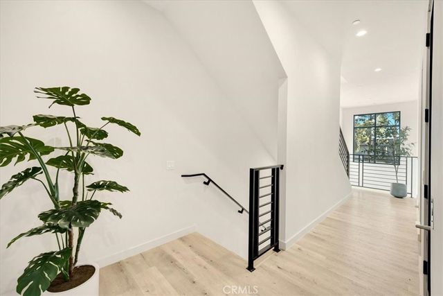 756 W 19th Street B, Costa Mesa, CA 92627