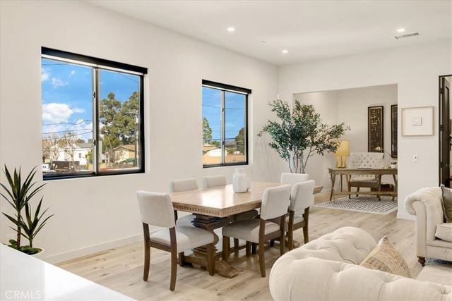 756 W 19th Street B, Costa Mesa, CA 92627