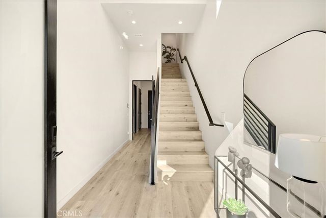 756 W 19th Street B, Costa Mesa, CA 92627