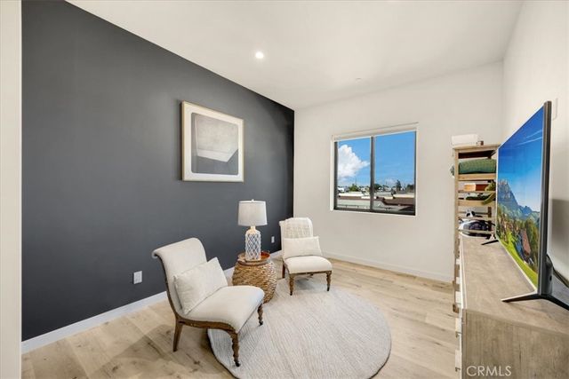 756 W 19th Street B, Costa Mesa, CA 92627