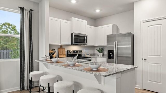 6007 Skylar Drive, South Fulton, GA 30331