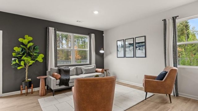 6007 Skylar Drive, South Fulton, GA 30331